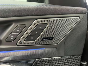 BMW IX1 M Sport EDrive20 — photo 16