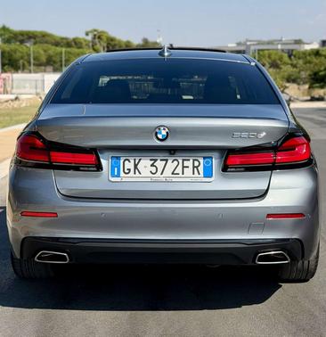 BMW Série 5 Luxury 520d — photo 3