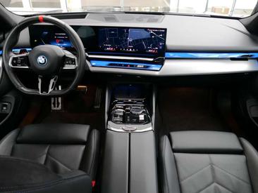 BMW I5 M60 XDrive — photo 7