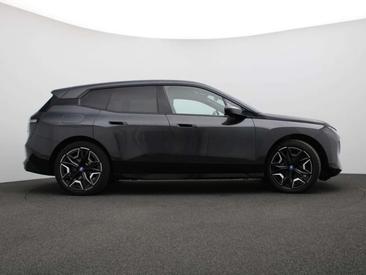 BMW IX — photo 3