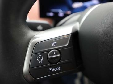 BMW IX M Sport XDrive45 — photo 11