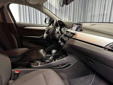 BMW X2 XDrive25e — photo 10