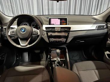 BMW X2 XDrive25e — photo 12