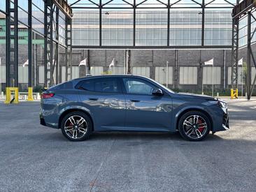 BMW IX2 M Pack EDrive20 — photo 5