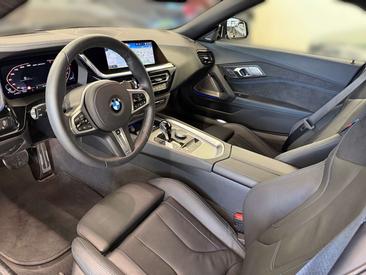BMW Z4 M40i — photo 8