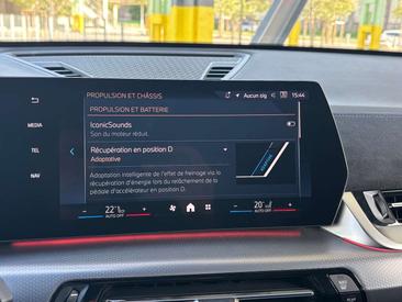 BMW IX2 M Pack EDrive20 — photo 17