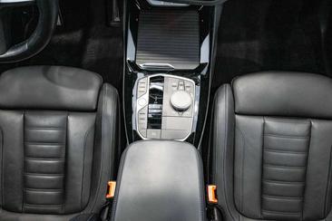 BMW iX3 — photo 20