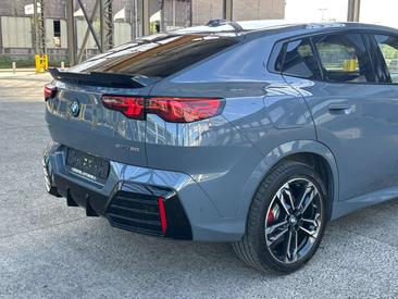 BMW IX2 M Pack EDrive20 — photo 34