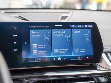 BMW IX1 X-Line EDrive20 — photo 23