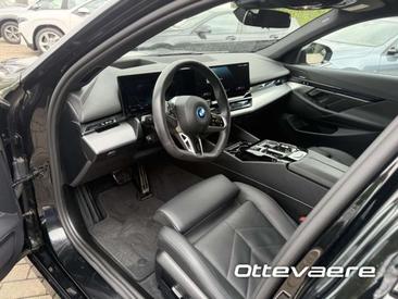 BMW I5 Touring — photo 9