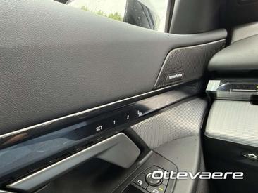 BMW I5 Touring — photo 11