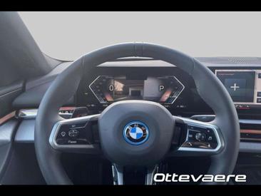 BMW I5 EDrive40 — photo 9