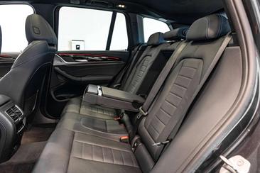 BMW iX3 — photo 35