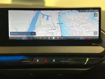 BMW X3 30e XDrive — photo 3