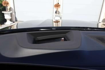 BMW X5 Individual M60i — photo 34