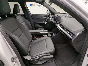 BMW IX1 XLine XDrive30 — photo 6