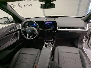 BMW IX1 XLine XDrive30 — photo 8