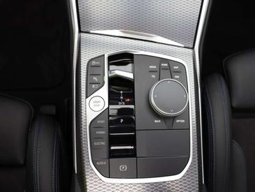 BMW Série 3 M Sport 320e — photo 21