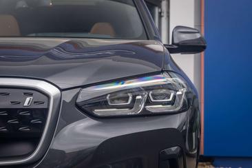 BMW iX3 Executive — photo 3