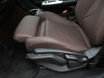 BMW IX1 Launch Edition XDrive30 — photo 13