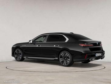 BMW Série 7 M760e XDrive — photo 6