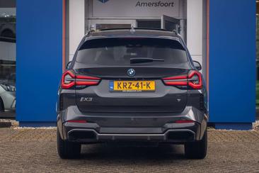 BMW iX3 Executive — photo 9
