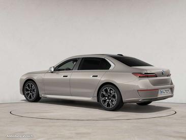 BMW Série 7 750e XDrive — photo 6