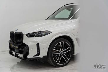 BMW X5 M Performance XDrive50e — photo 12
