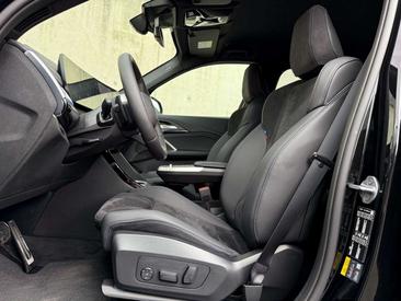 BMW X1 XDrive30e — photo 13