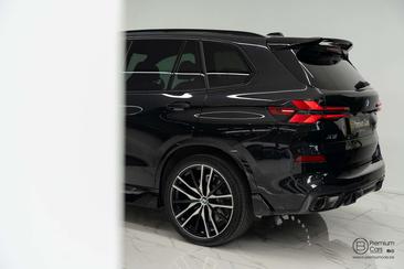 BMW X5 M Performance XDrive50e — photo 11
