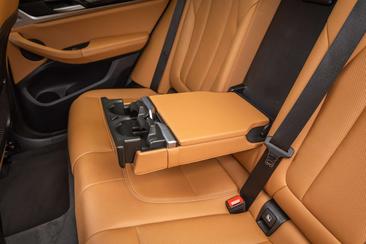 BMW iX3 Executive — photo 24