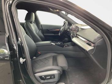 BMW I5 M Sport — photo 12