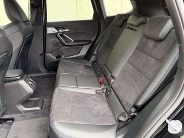BMW X1 XDrive30e — photo 18