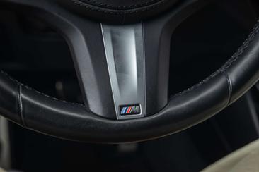 BMW iX3 Executive — photo 29