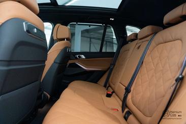 BMW X5 M Performance XDrive50e — photo 18
