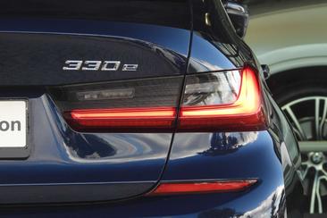 BMW Série 3 M Sport 330e — photo 17