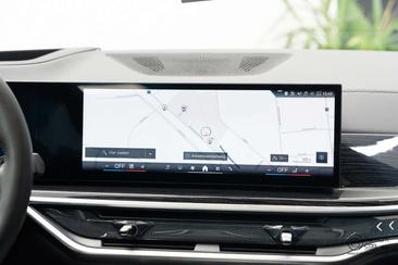 BMW X5 M Performance XDrive50e — photo 22