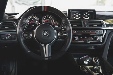 BMW M4 Coupé M4 Competition — photo 10