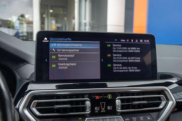 BMW iX3 Executive — photo 42
