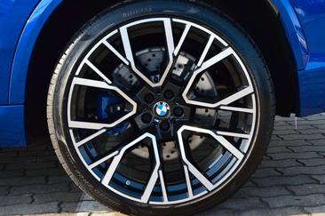 BMW X5 — photo 10