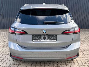 BMW 218 — photo 7