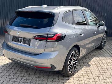 BMW 218 — photo 8