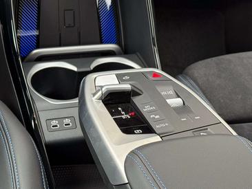 BMW X1 XDrive30e — photo 29