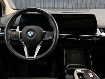 BMW 218 — photo 9