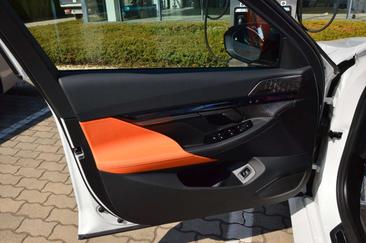BMW M5 Touring — photo 14