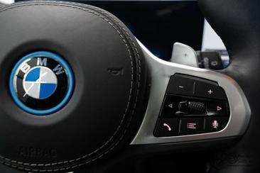 BMW X5 M Performance XDrive50e — photo 32