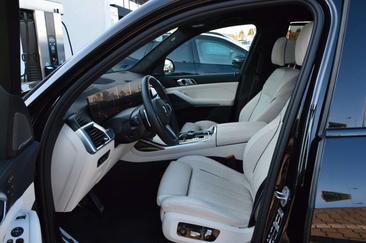BMW X7 M60 XDrive — photo 12