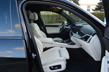 BMW X7 M60 XDrive — photo 13