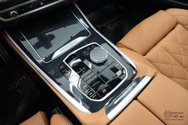 BMW X5 M Performance XDrive50e — photo 33