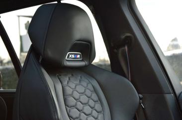 BMW X5 — photo 27